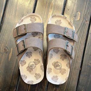NWOT Wonder Nation Birkenstock